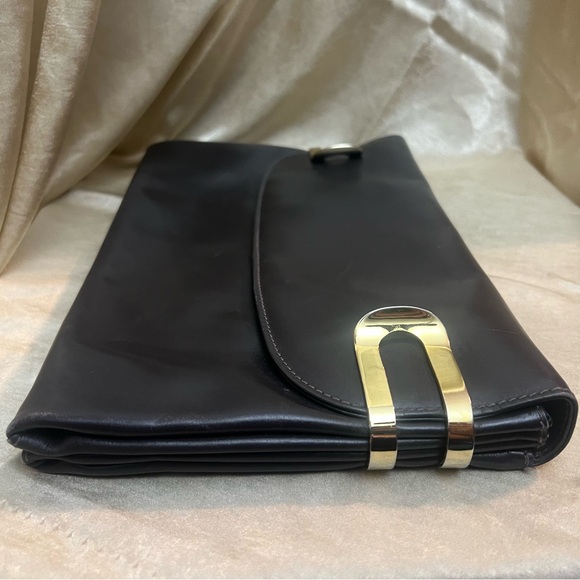 Vintage ‘70s Ferragamo Large Clutch Handbag - Picture 4 of 14